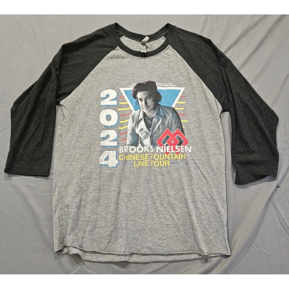 Brooks Nielsen Chinese Fountain Tour 2024 Raglan Shirt Large Grey